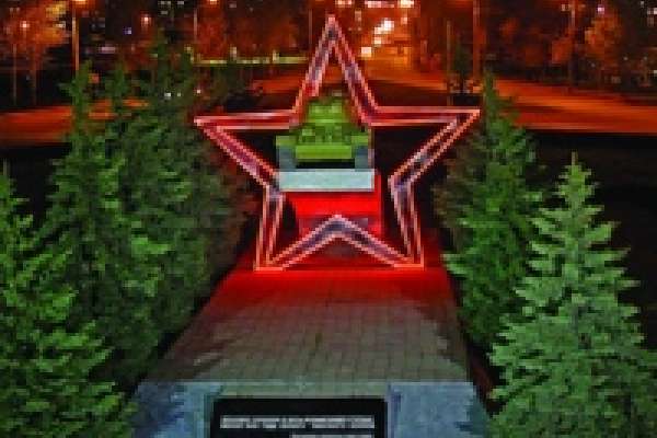 Памятник Танкистам будет обновлен к 65-летию Дня Победы Памятник Танкистам будет обновлен к 65-летию Дня Победы