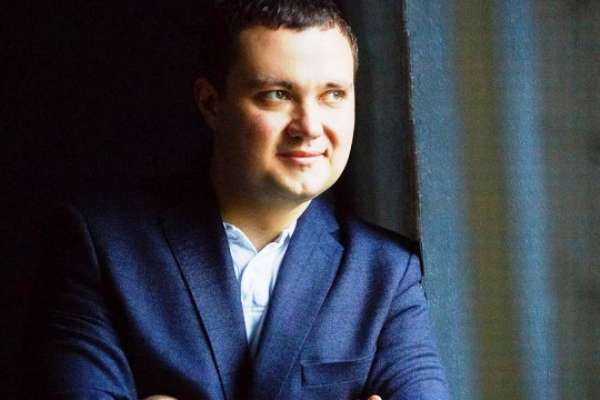 Выходца из Сбербанка назначили исполнять обязанности главного экономиста Липецкой области Выходца из Сбербанка назначили исполнять обязанности главного экономиста Липецкой области