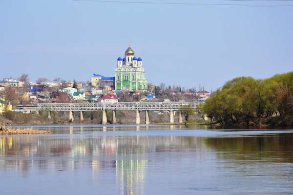 Жителям Ельца показали проект набережной, который обошелся в 20 миллионов рублей