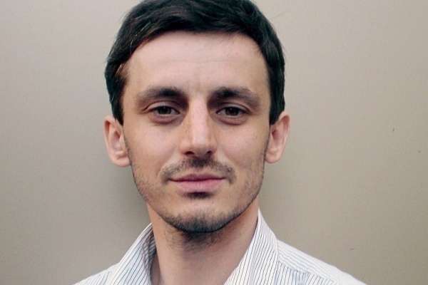 Депутат липецкого облсовета Олег Хомутинников покинул страну из соображений безопасности