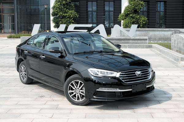 На автозаводе Lifan в Липецке будут собирать шесть моделей кроссоверов и три седана На автозаводе Lifan в Липецке будут собирать шесть моделей кроссоверов и три седана