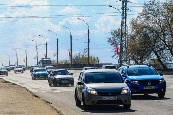 В Липецке 11 марта из-за ремонта перекроют две полосы Сокольского моста В Липецке 11 марта из-за ремонта перекроют две полосы Сокольского моста
