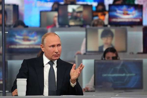 Владимир Путин возложил решение проблемы обманутых дольщиков на липецкого губернатора Олега Королева