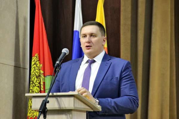 Глава Краснинского района Алексей Телков обогнал по доходам других липецких префектов