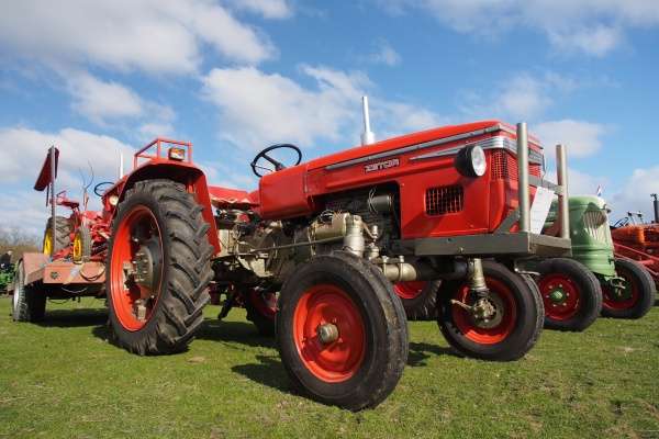 Чешский Zetor Tractors передумал выпускать на базе компании «Липецкоблснаб» свои трактора Чешский Zetor Tractors передумал выпускать на базе компании «Липецкоблснаб» свои трактора