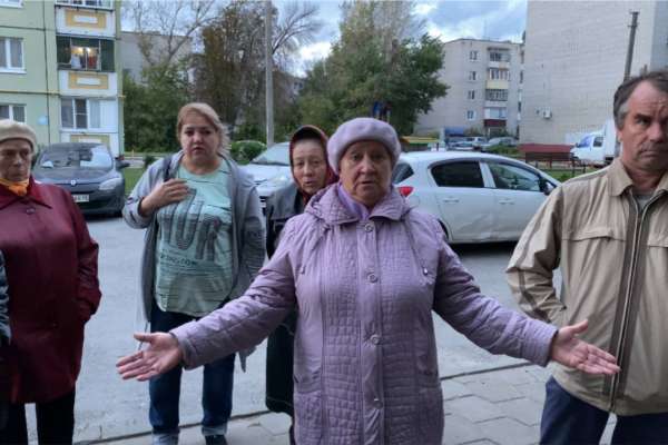 Жители на окраине Липецка добиваются нормальной подачи электричества в свои дома