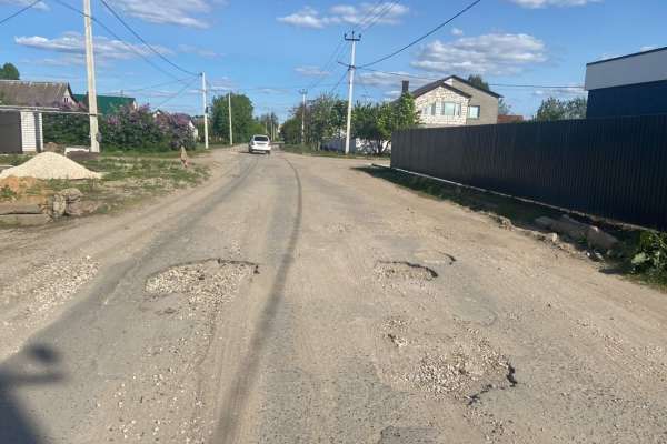 Прокуратура нашла в Липецкой области опасные дороги возле школ и детских садов Прокуратура нашла в Липецкой области опасные дороги возле школ и детских садов
