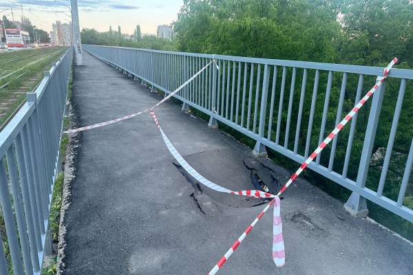 Липецкий депутат призвал прокуратуру проверить безопасность ремонта моста, где провалился асфальт