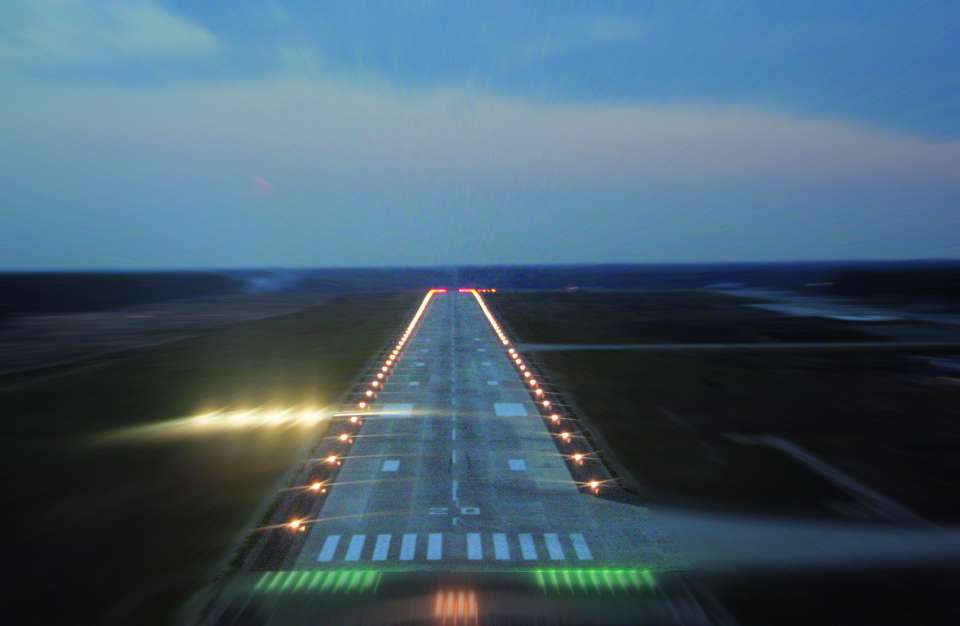 Липецкий аэропорт ждет средств из федерального бюджета для продления взлетно-посадочной полосы 
