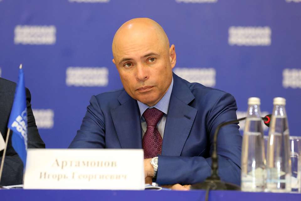 Игорь Артамонов заявил о потере областью 10 млрд рублей из-за ситуации с коронавирусом