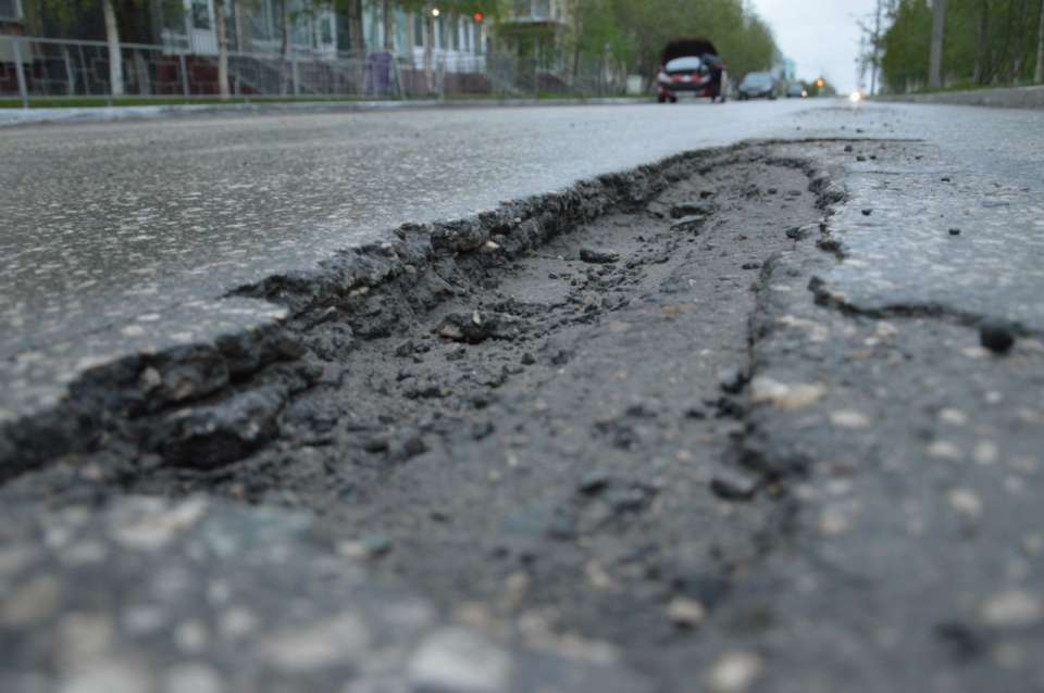 На ремонт «убитых» дорог Липецка выделят 60 млн рублей