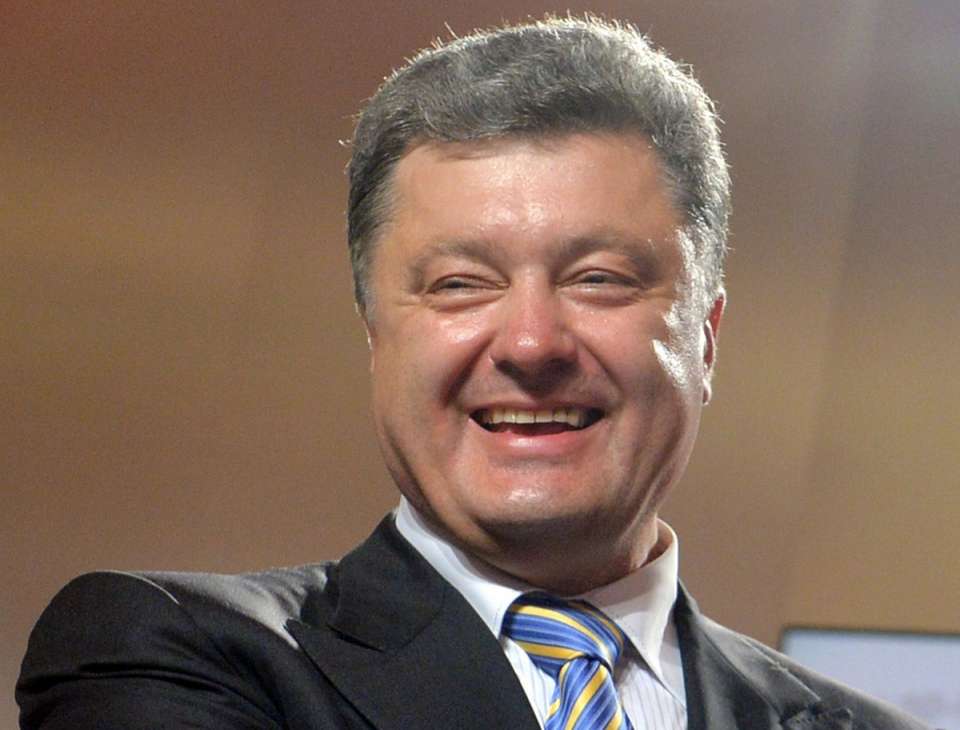 Владелец липецкого «Рошена» Петр Порошенко пообещал рассказать о продаже своих активов в России