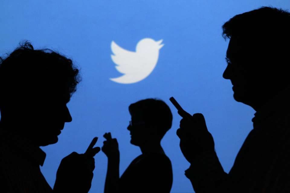 Роскомнадзор переведет закон о блогерах на английский для Twitter