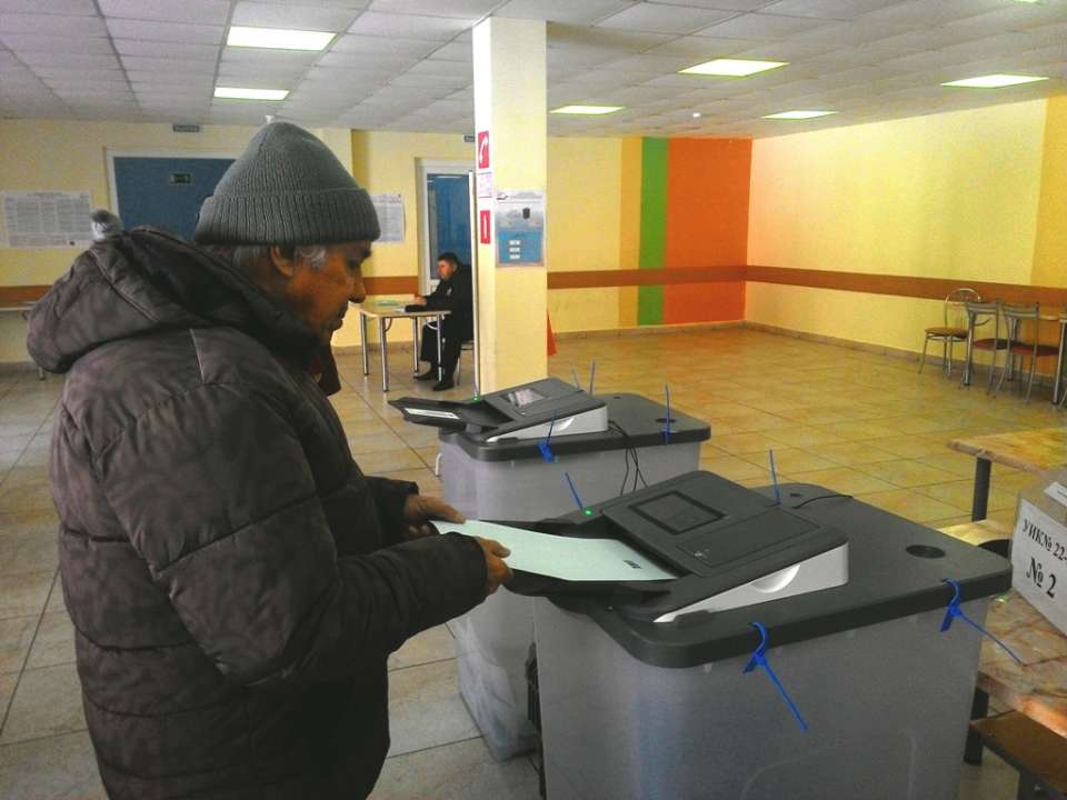 Выборы президента России в Липецкой области посетило 64% избирателей