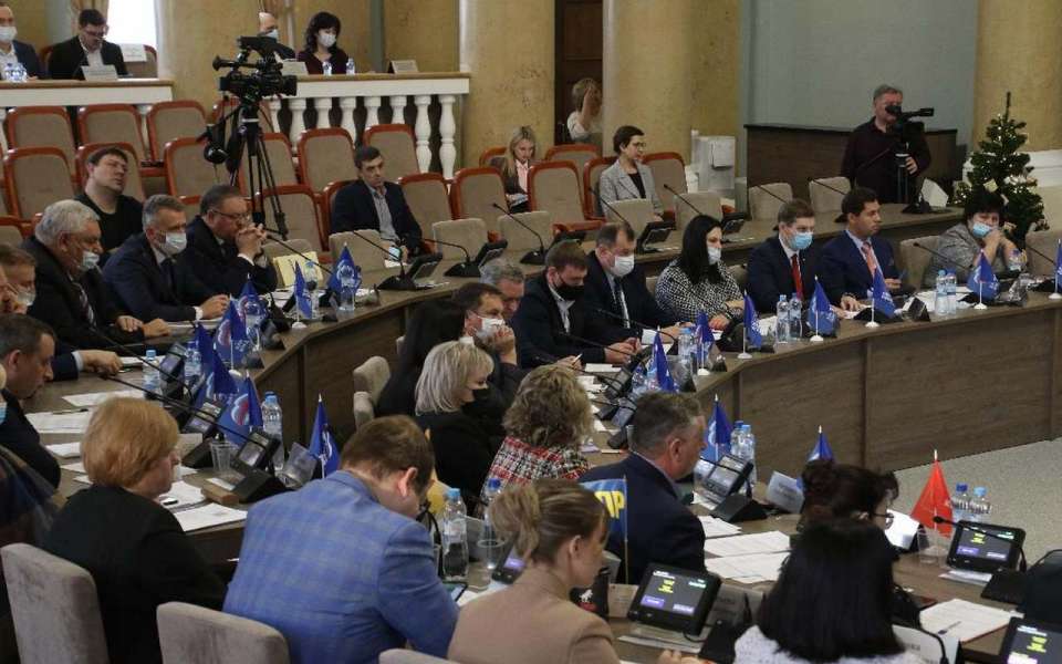 Научные деятели липецких вузов получат премию имени Басова в 250 тыс. рублей