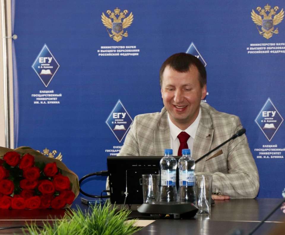 Сергей Щербатых перестал исполнять обязанности ректора Елецкого госуниверситета