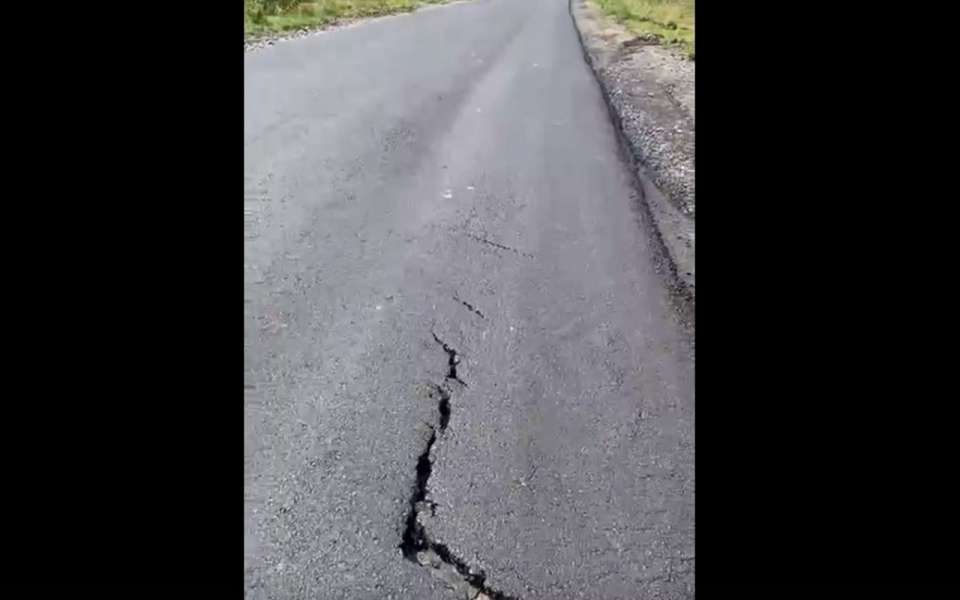 Липчан возмутили трещины на недавно отремонтированной дороге «Веселое – Долгоруково»