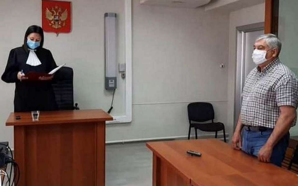 Экс-глава липецкого ФСИН получил три года колонии за взятку