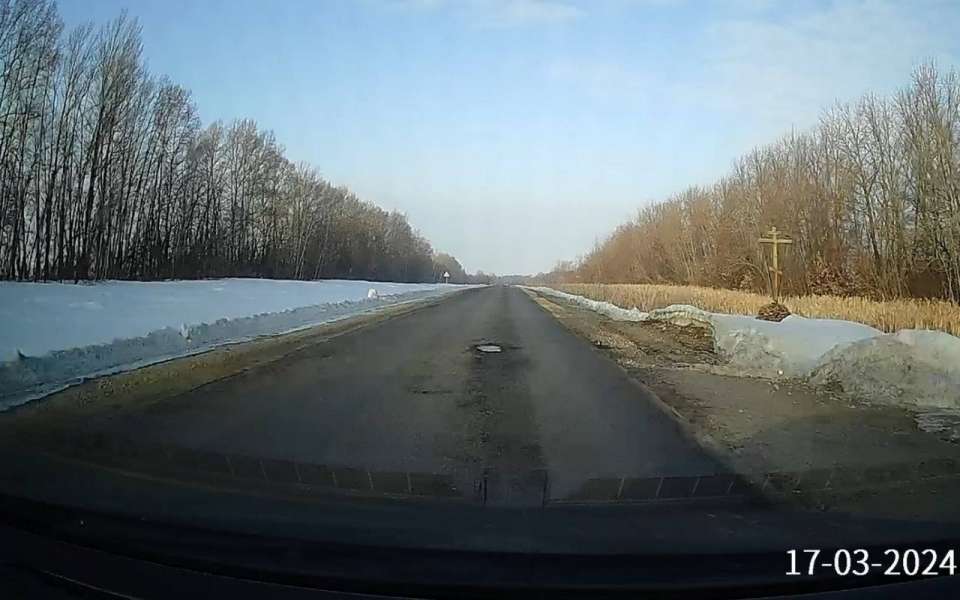 «Птица-тройка» понеслась не туда: почему проблема дорог в Липецкой области остается без решения
