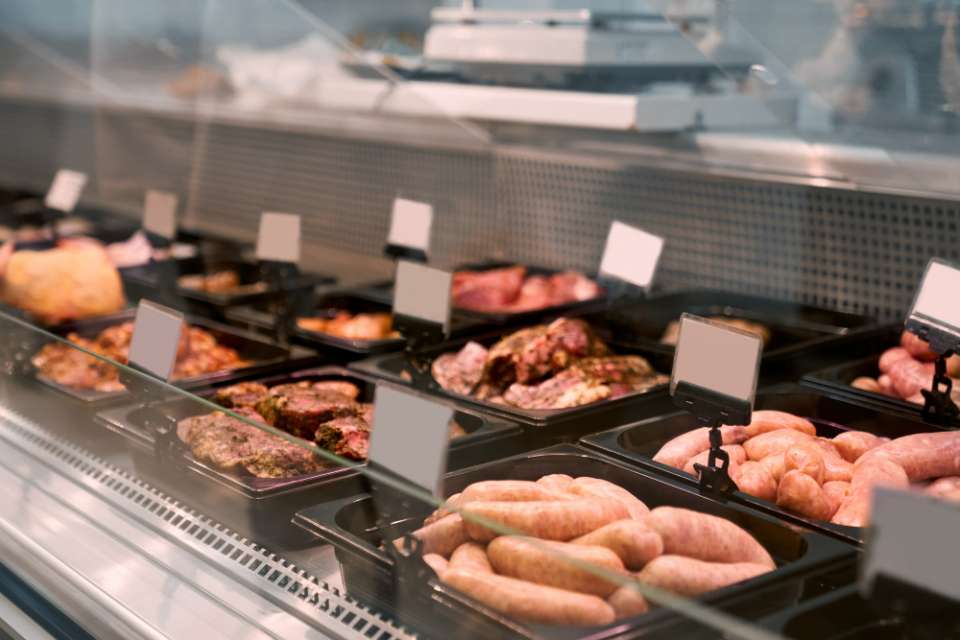 В Липецке школа №30 закупает мясной продукции за 3,5 млн рублей