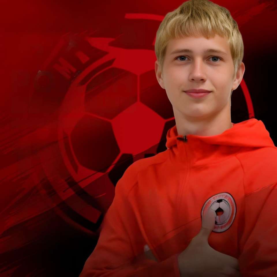 17-летний нападающий вернулся в родной «Металлург»