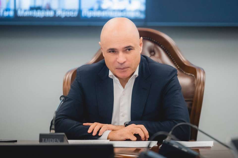 Власти опровергли фейк о присоединении Артамонова к комитету «Нет войне»