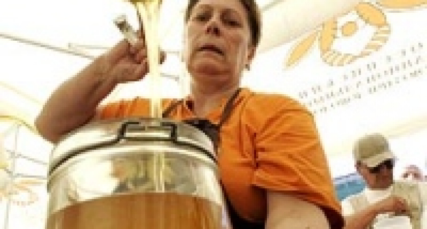 Продавцов меда приговорили условно