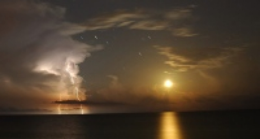 В Липецкой области молния убила рыбака 