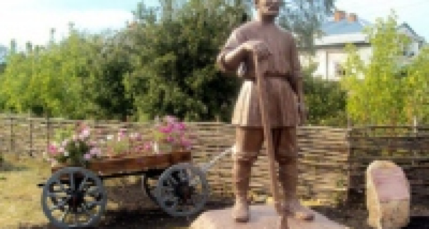 В Липецкой области открыли памятник крестьянину 