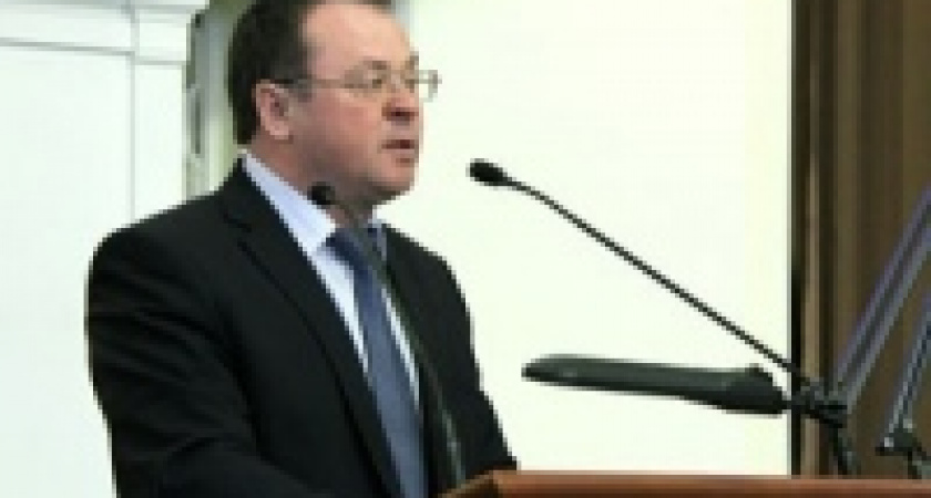 Павел Путилин: Надо устранить диспропорции в оплате труда работников образования и здравоохранения