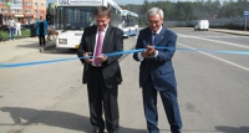 В микрорайоне «Университетский» открылись регулярные автобусные маршруты