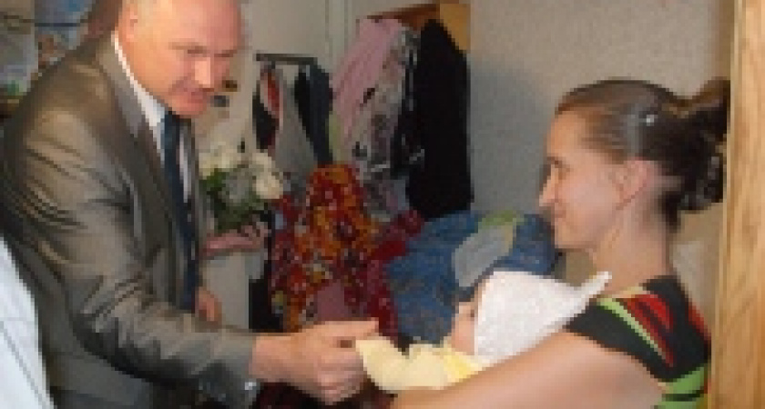 Семья с шестью детьми справит новоселье