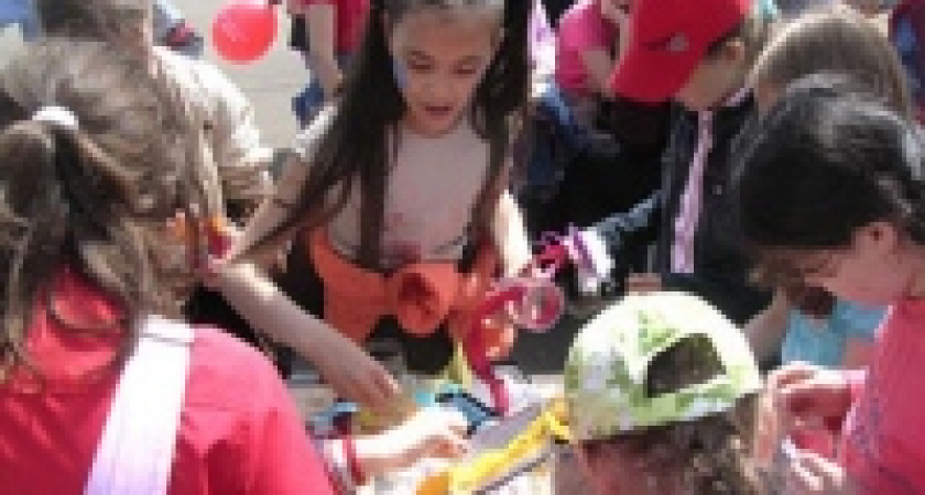 В пришкольных лагерях Липецка отдыхает почти на 500 детей больше, чем в прошлом году