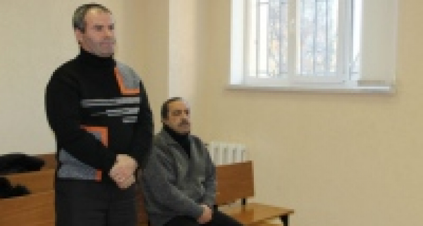 В Липецке судят азербайджанцев, которые пытались дать взятку