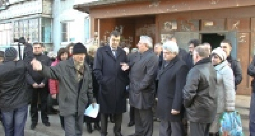 Проблему свалки на 15 микрорайоне решат легализацией мини-рынка 