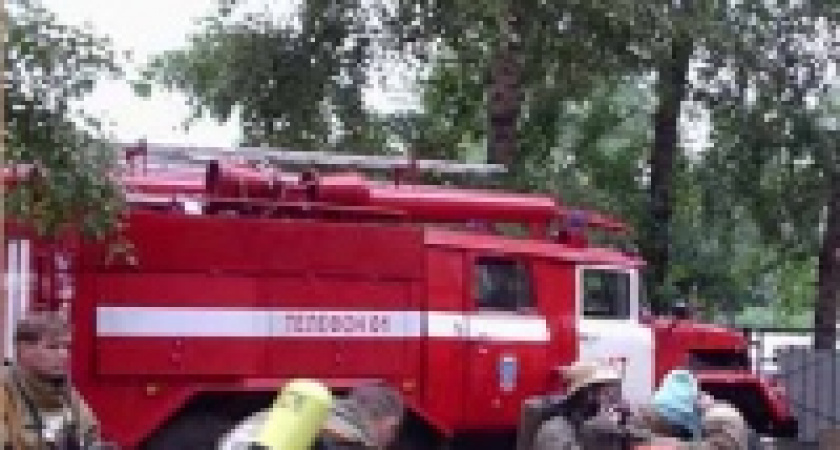 В Ельце сожгли наркопритон