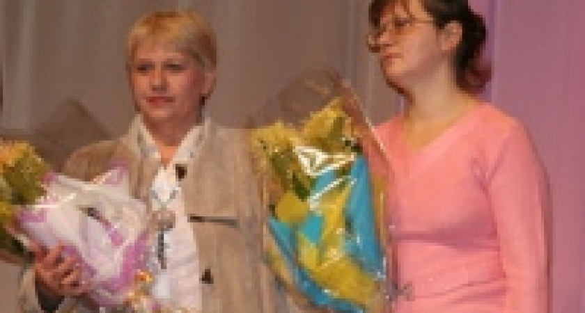 В мэрии матерей поздравят с опозданием