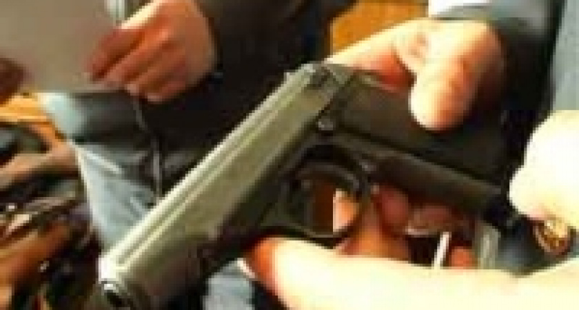 Жертва травматического оружия находится в областной клинической больнице
