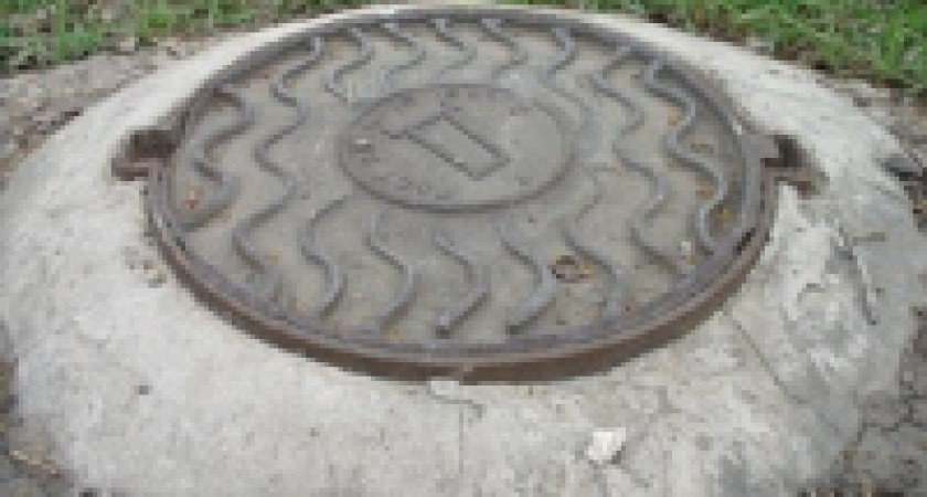 В Липецке за день украли 10 люков 