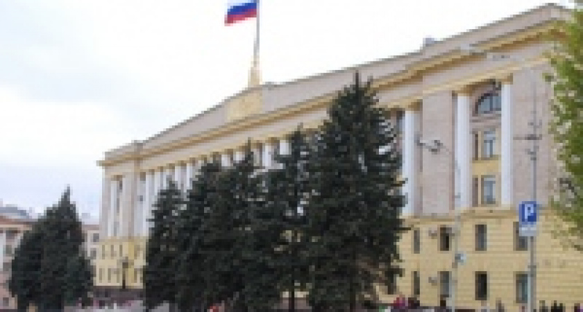 Почетным гражданам Липецкой области будут ежемесячно выплачивать 10 тыс. рублей
