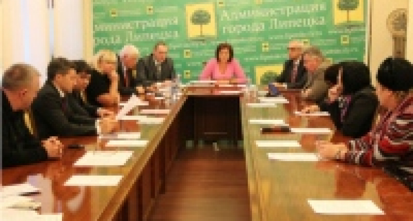 В мэрии формируют новогоднюю посылку для экипажа подлодки «Липецк»