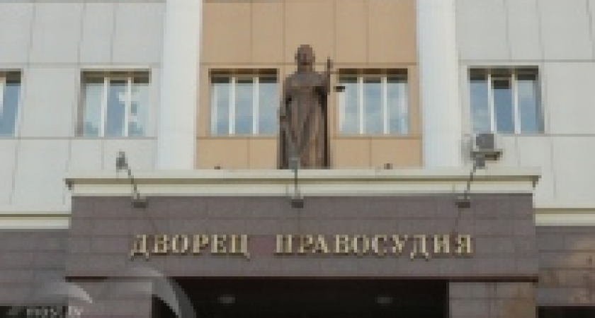 Пьяный житель дома престарелых в Липецке чуть не зарезал сотрудницу
