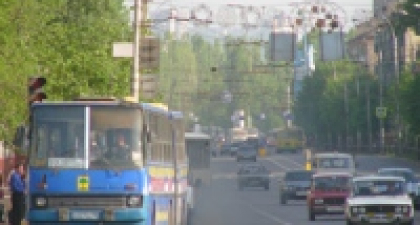 Пенсионеры подделывают проездные