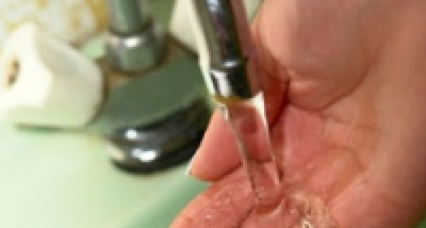 В домах Ельца горячая вода отключена незаконно