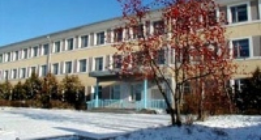 Миграционная служба отказала сироте