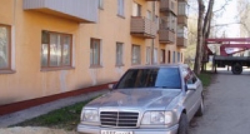 50 автолюбителей оштрафуют за порчу газонов