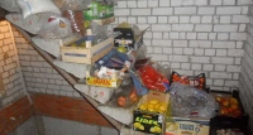 В магазине хранили испорченные продукты