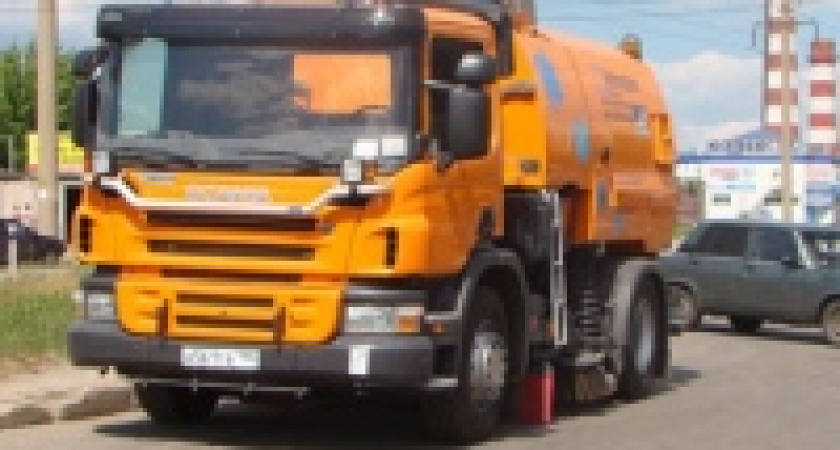 В Липецке испытали вакуумную подметально-уборочную машину на базе «Scania»