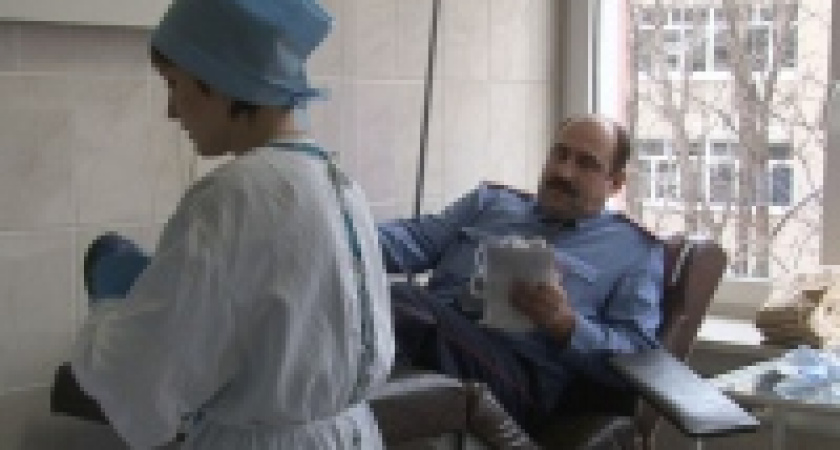 Инспекторы ДПС сдавали кровь для пострадавших в ДТП