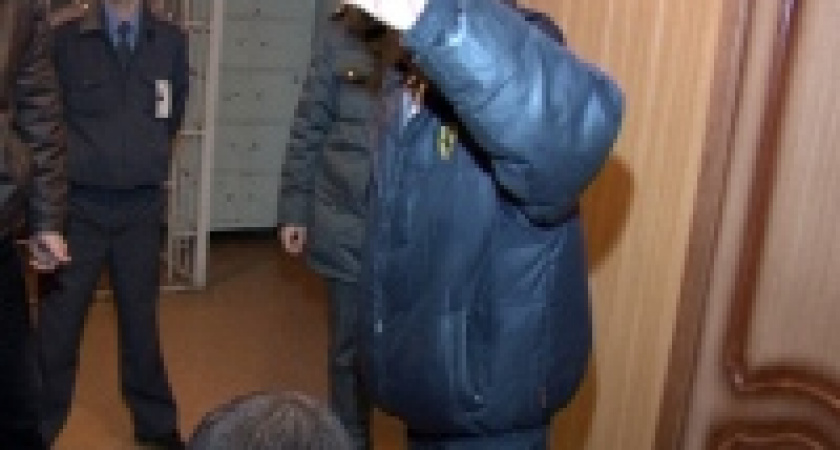 Задержаны двое вооруженных хулиганов